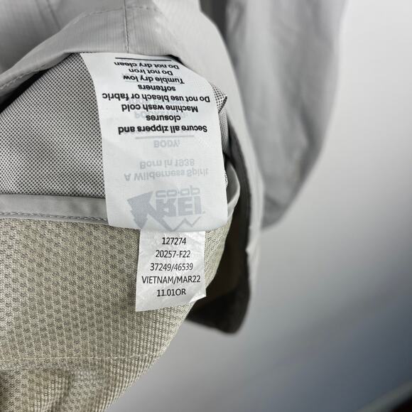 REI Co-op Rainier Rain Jacket Women's XL Gray 2.5 L Lightweight Hood Ripstop - Picture 11 of 16